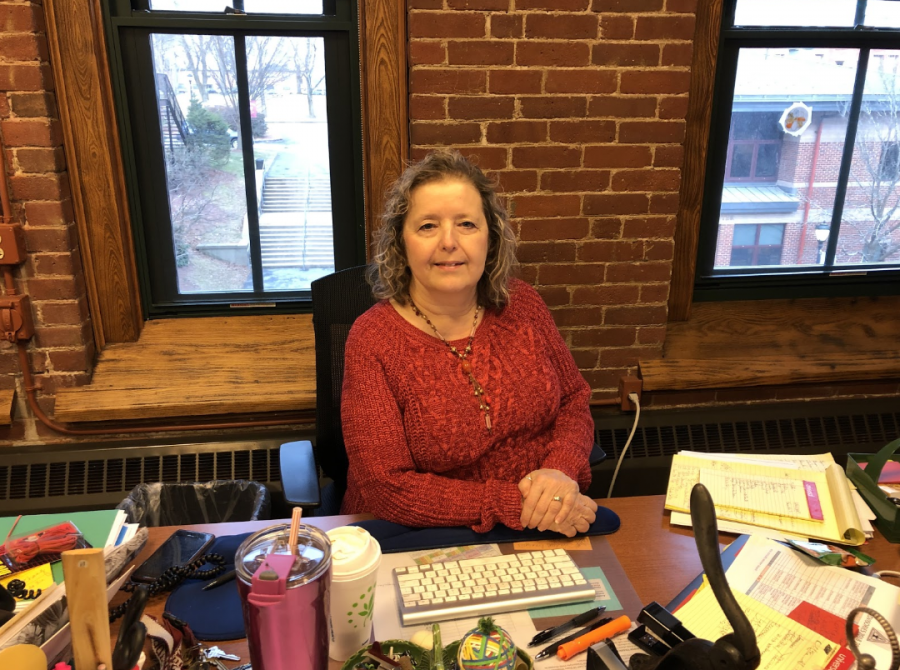 Ms. Fenner: The Backbone of the Upper School – The Vigornia